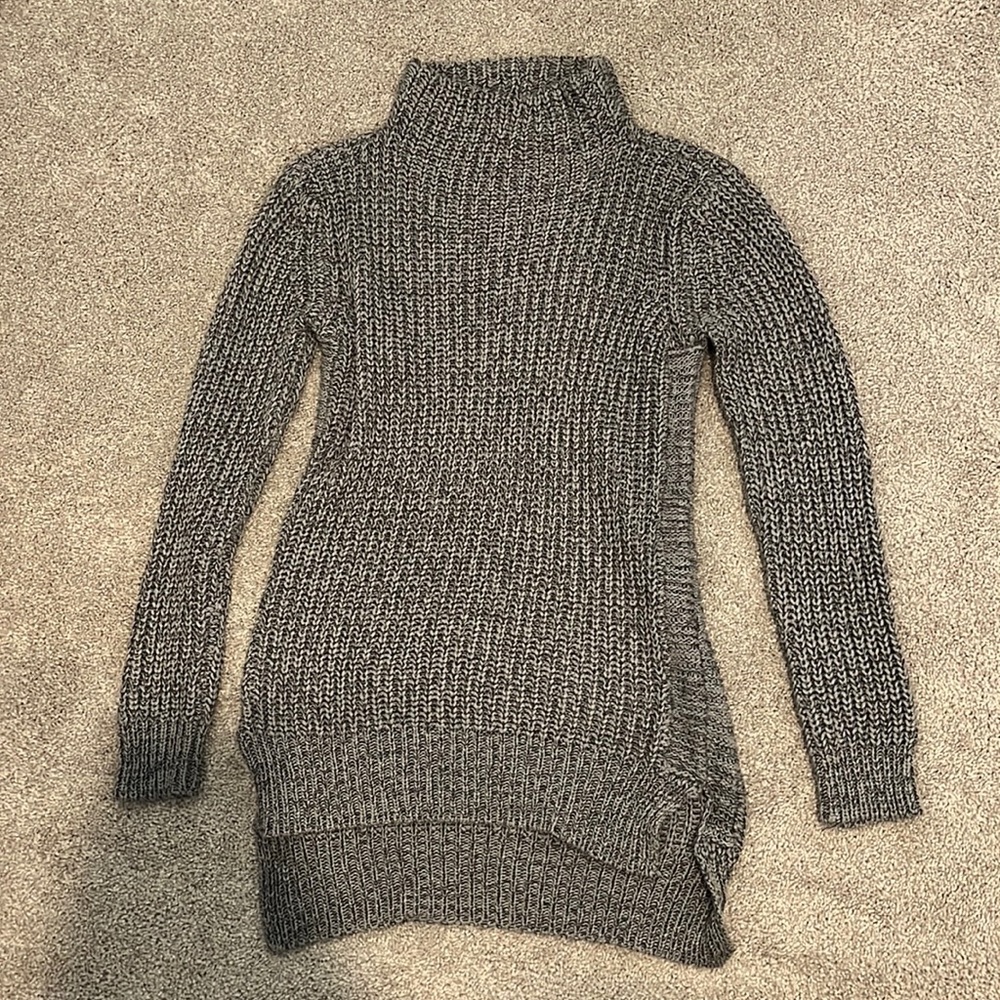 PRIV Mock Neck Tunic